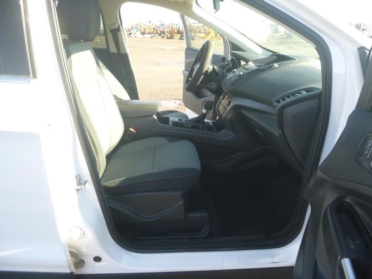 2017-ford-escape-image-9