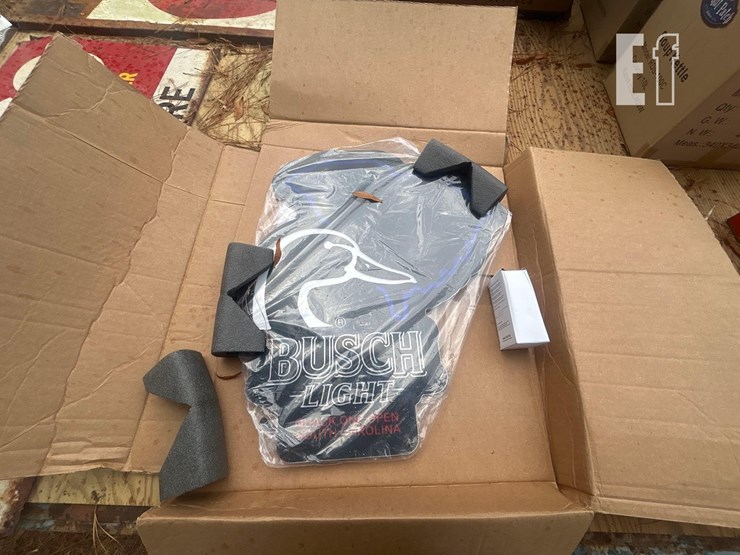 busch-light-neon-light-image-2