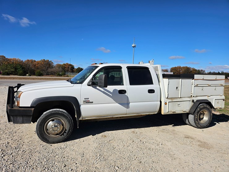 chevrolet-silverado-3500-image-5
