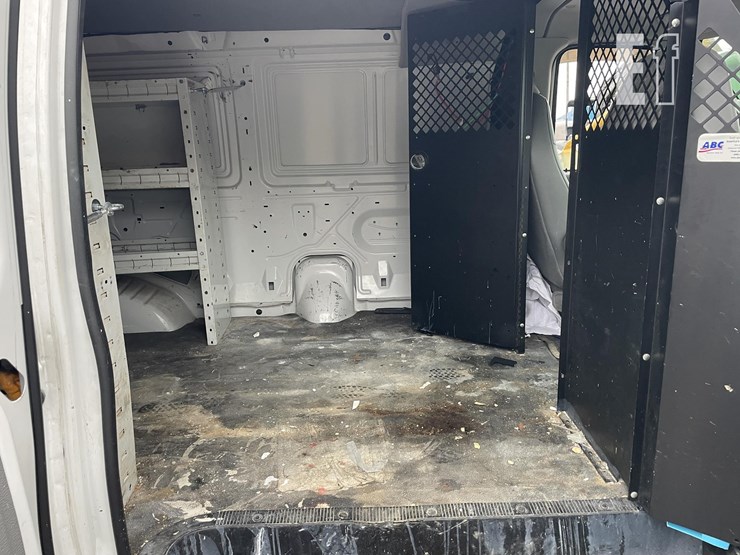 2005-ford-e250-image-8