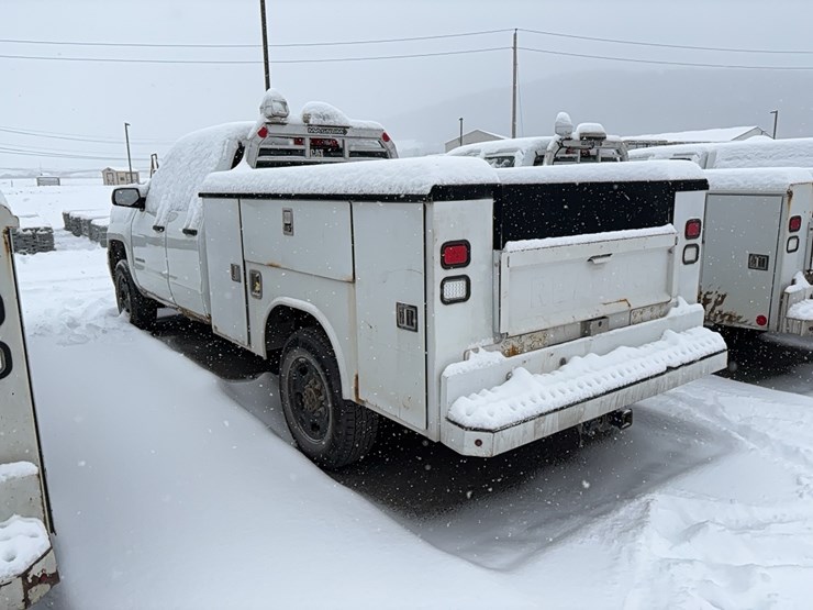 2016-chevrolet-2500hd-image-8