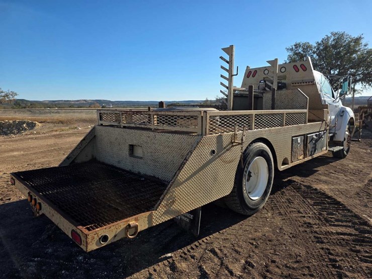 2008-ford-f650-image-5