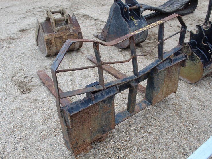 #02571-•-skid-steer-forks-attachment-image-3