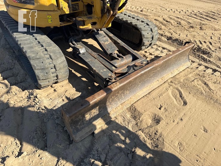 2017-caterpillar-304e2-cr-image-16