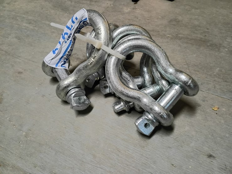 #21919-•-6--shackles-image-2