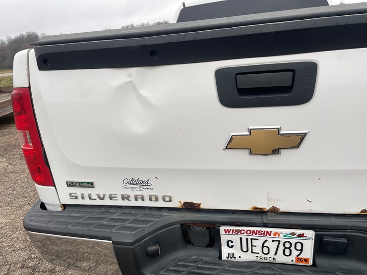 2010-chevrolet-1500-image-24