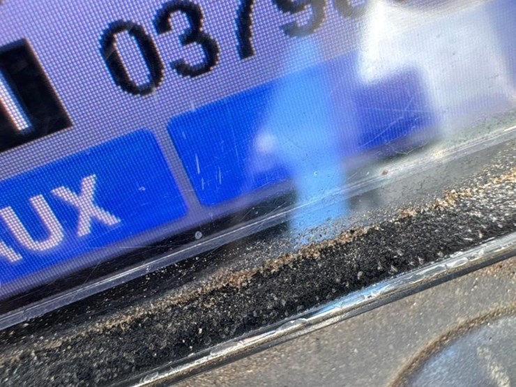 2020-takeuchi-tb260-image-35