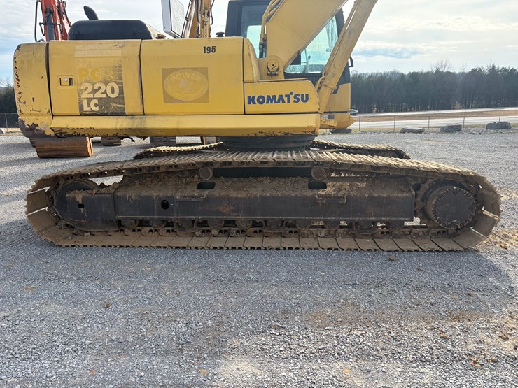 komatsu-pc220-lc-7l-image-7
