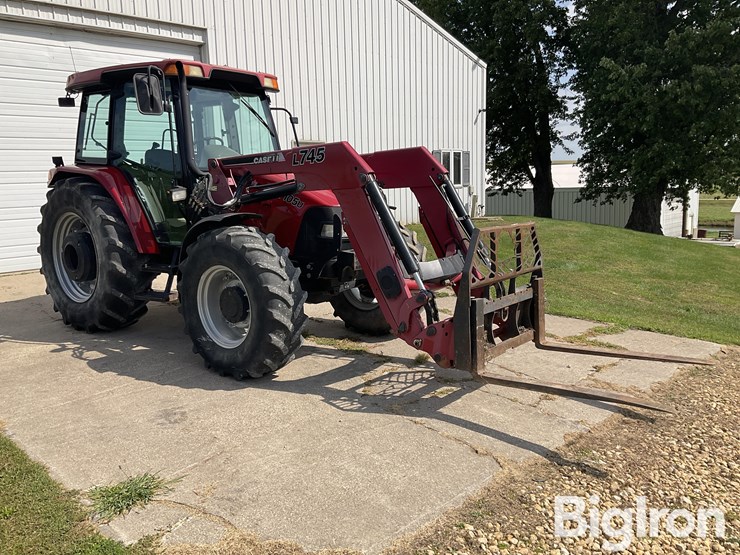 case-ih-farmall-105u-image-3