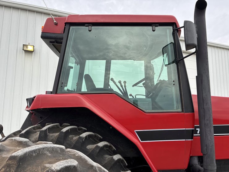 case-ih-7110-image-23