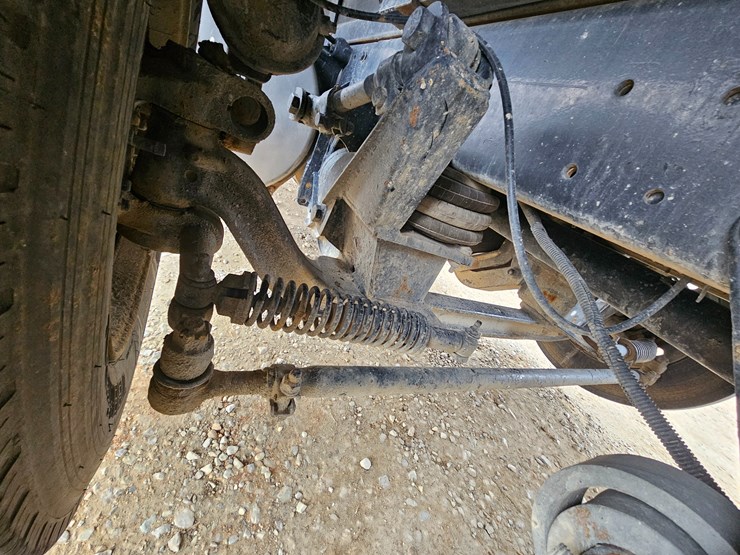 freightliner-122sd-image-98