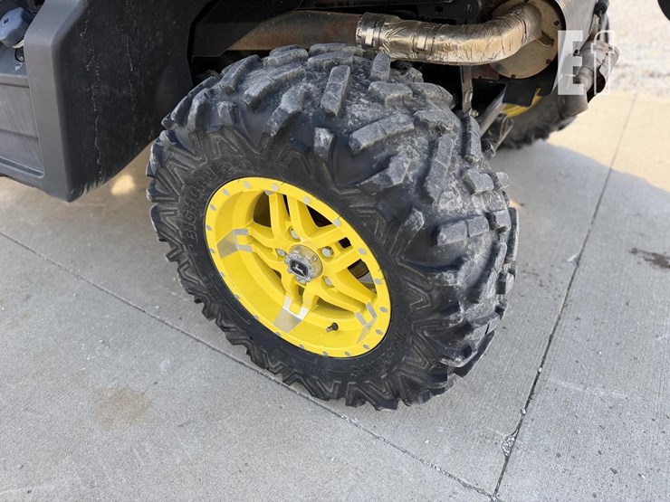 john-deere-gator-xuv-835r-image-9