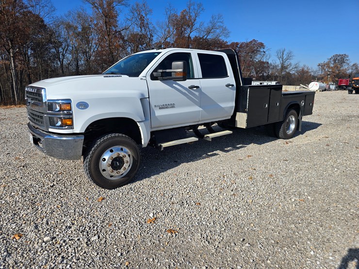 chevrolet-silverado-5500hd-image-4