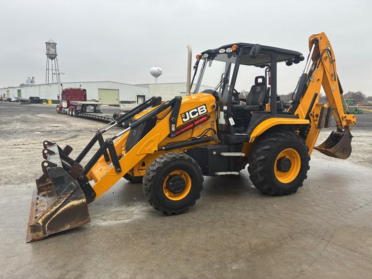 jcb-3cx-image-12