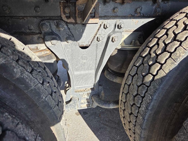 kenworth-t800-image-17