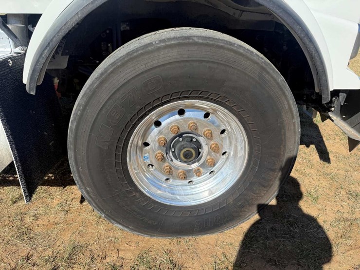 kenworth-t800-image-33