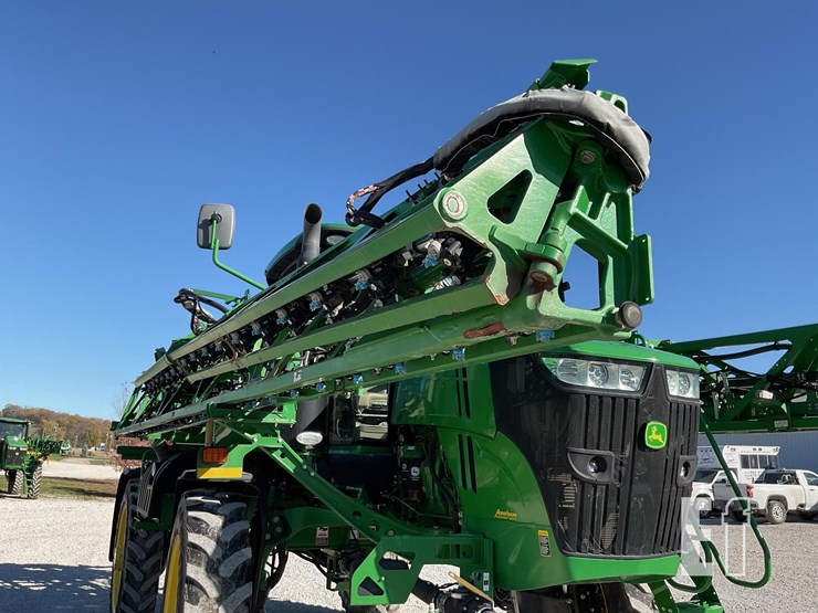 john-deere-r4038-image-14