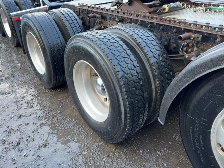 2008-kenworth-t800-image-5