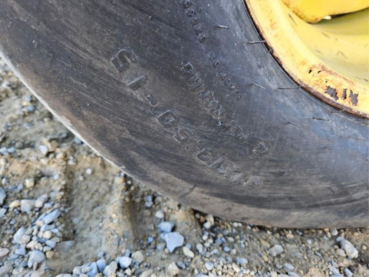 john-deere-566-image-37