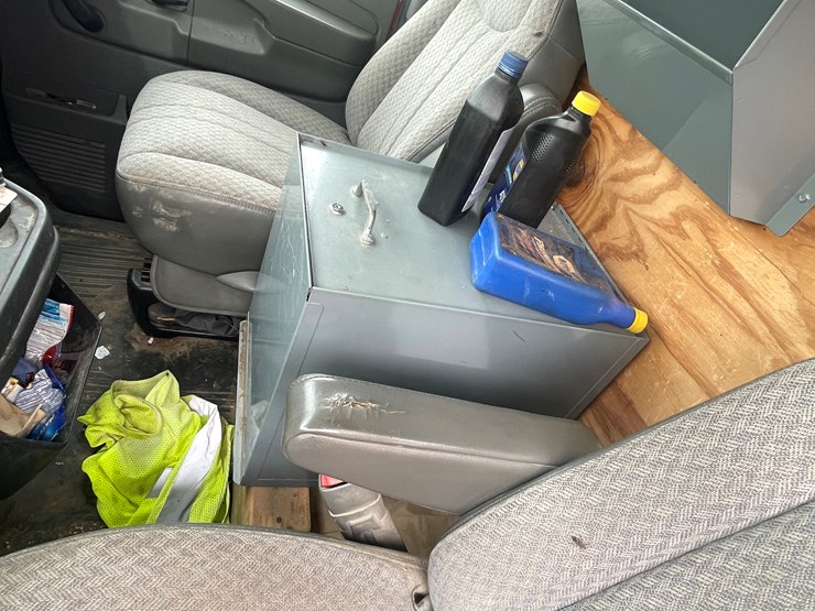 #1404-•-2006-chevy-cargo-van-(wi-title-in-delay)-image-61