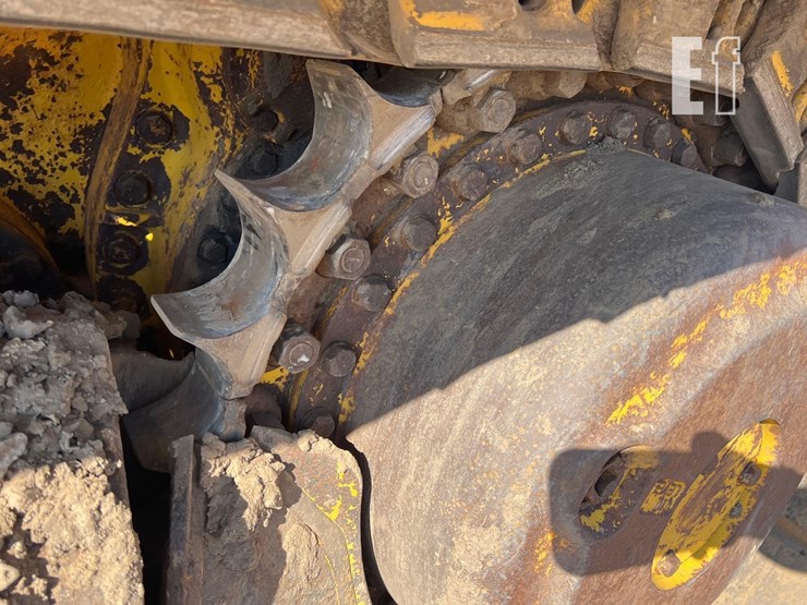 2019-komatsu-d65pxi-18-image-9