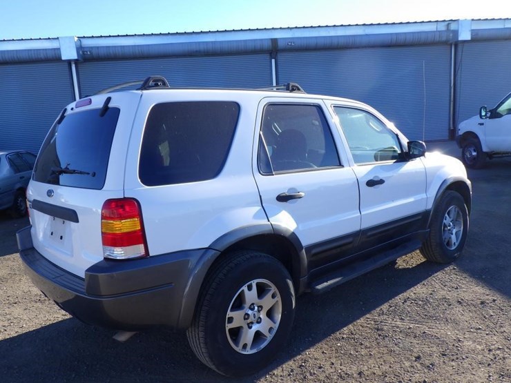 2003-ford-escape-image-3