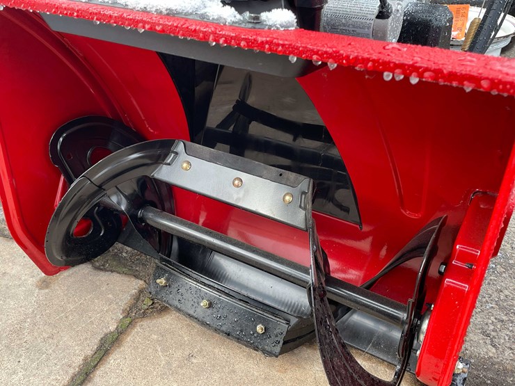 #6122-•-toro-snowmaster-snowblower-image-8