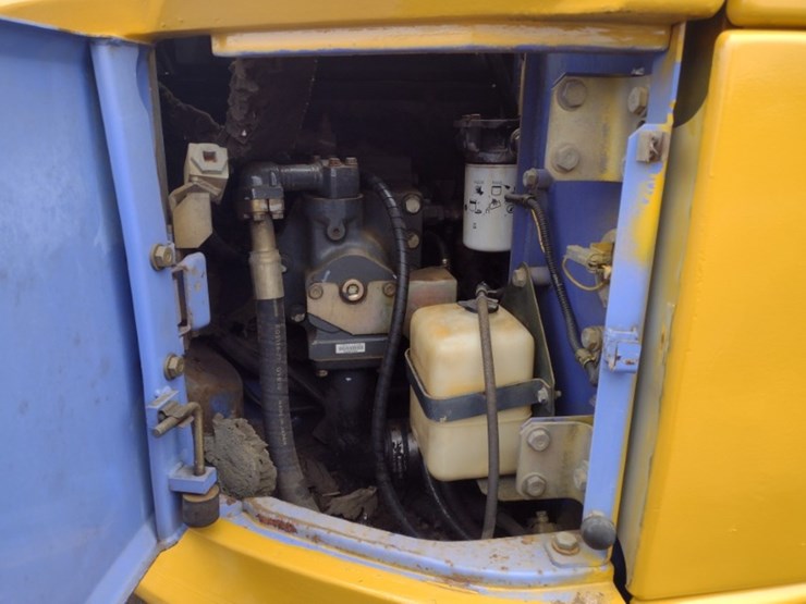 komatsu-pc128uu-2-image-44