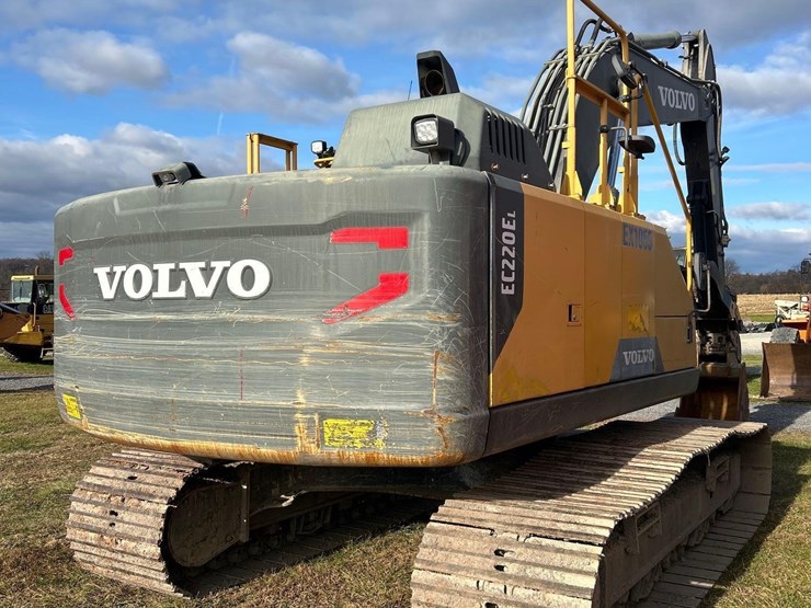 volvo-ec220el-image-3