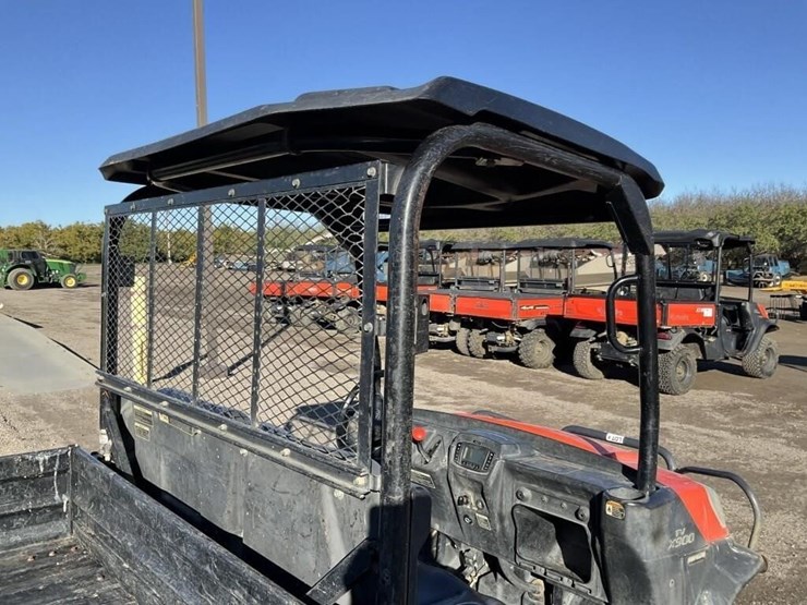 kubota-rtv900-image-10