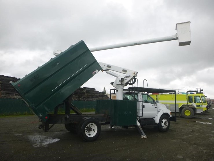 2004-ford-f750-image-11