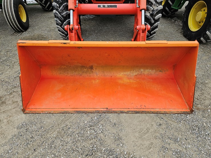 2020-kubota-m6-131-image-3