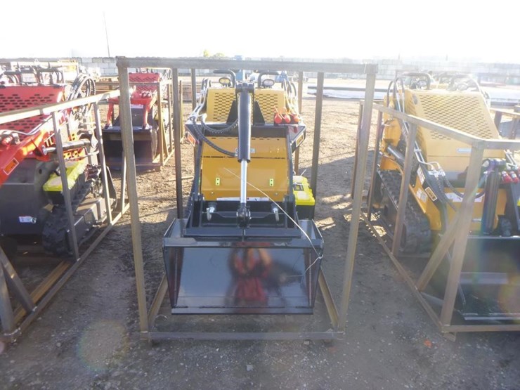 2025-agt-mx-mrt14-skid-steer-track-loader-image-5