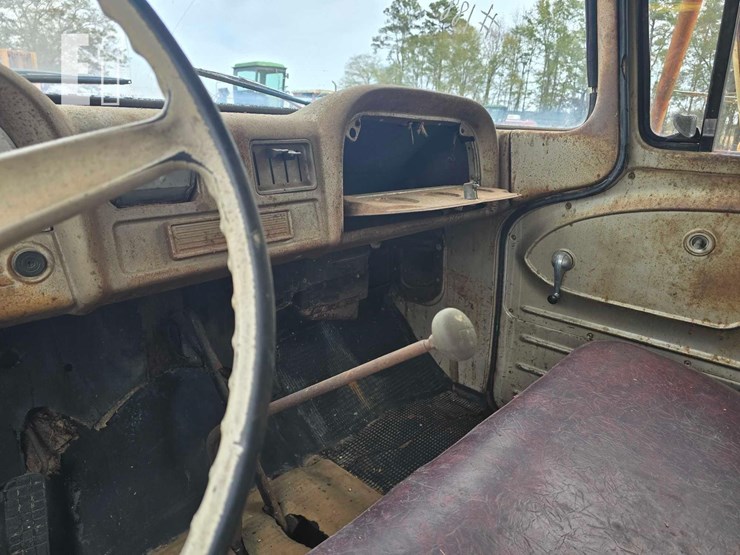 chevrolet-c50-image-19