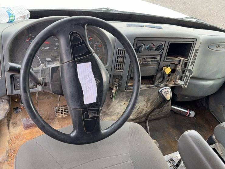 international-durastar-4300-image-18