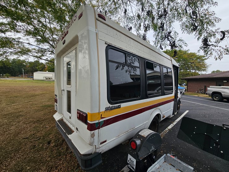 #21244-•-1996-ford-econoline-shuttle-bus-(non-runner)-image-6