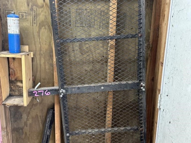 hitch-cargo-carrier-image-1