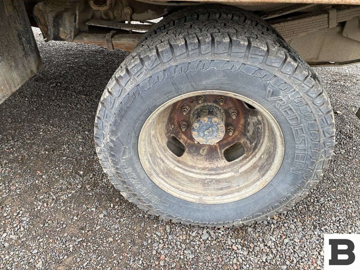 2009-ford-f350-image-15