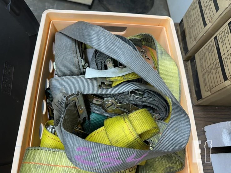 misc.-ratchet-straps-image-3