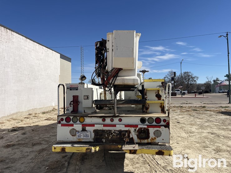 2001-international-4700-image-6