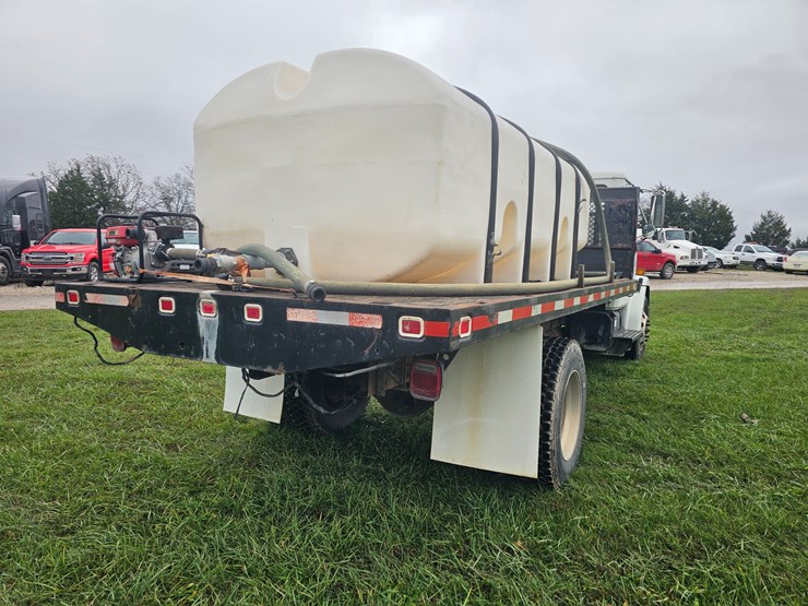 freightliner-fl60-image-15