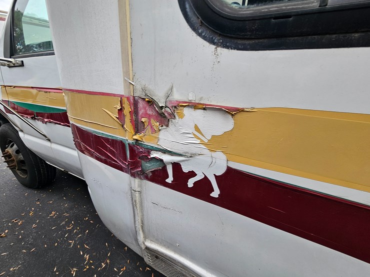 #21244-•-1996-ford-econoline-shuttle-bus-(non-runner)-image-53