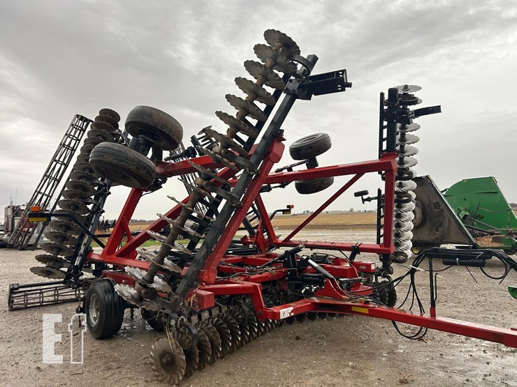 2011-case-ih-true-tandem-330-turbo-image-1