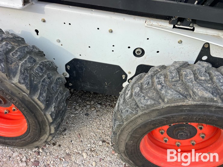 2012-bobcat-s185-image-20