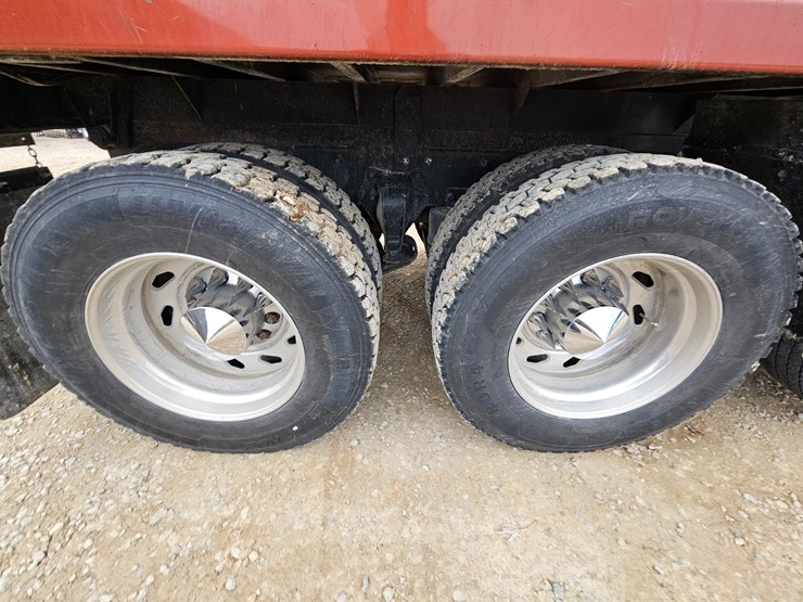 freightliner-122sd-image-109