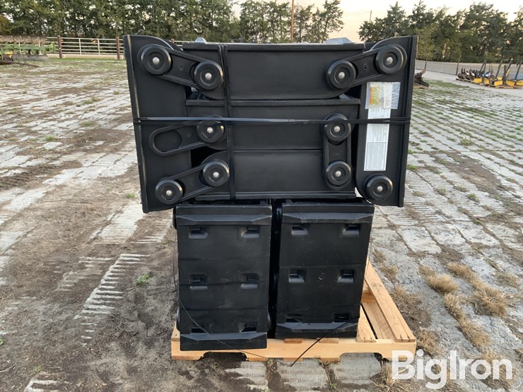 raaft-pivot-tire-tracks-image-4