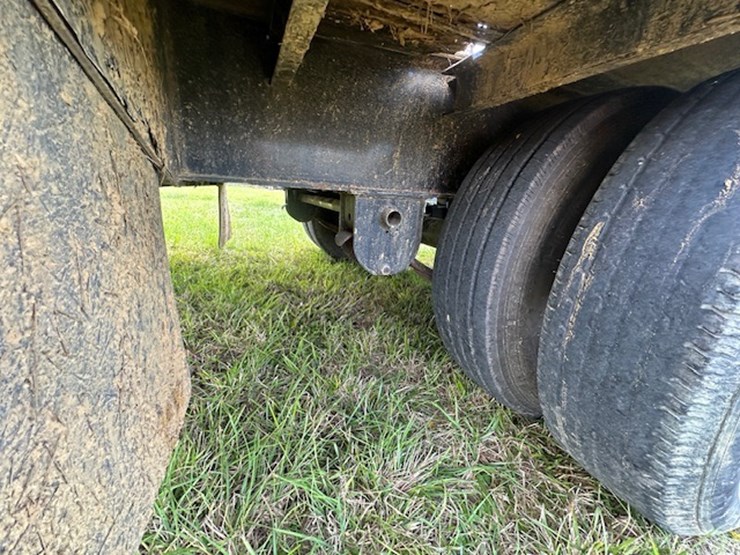 2023-big-tex-25'-gooseneck-image-34