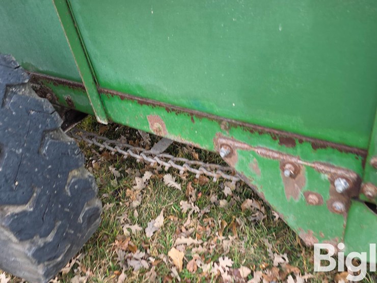 john-deere-350-image-19