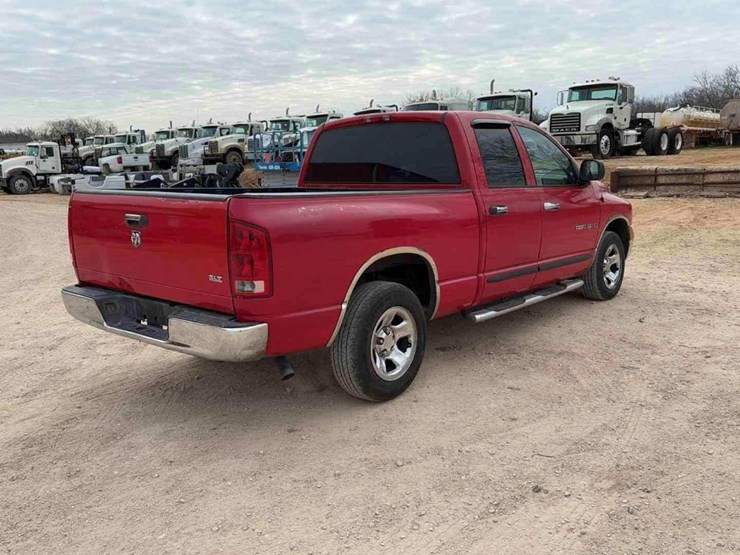 2005-dodge-ram-1500-image-4