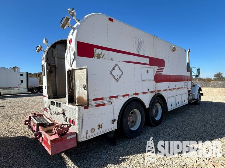 kenworth-t300-image-2